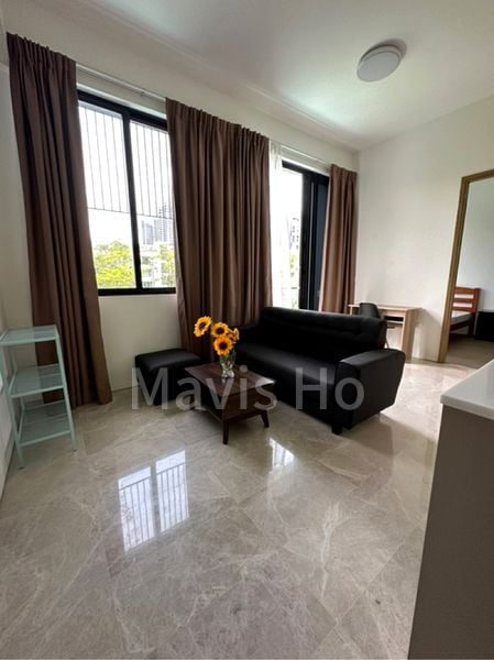 THE ENCLAVE . HOLLAND 8