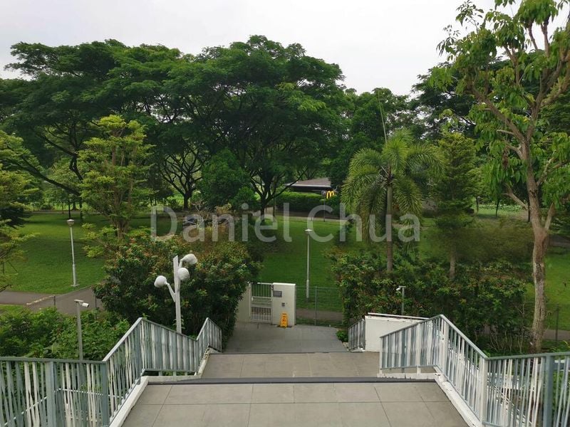 CLOVER BY THE PARK 9