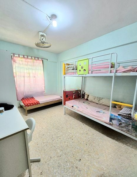 ANG MO KIO AVE 10 10