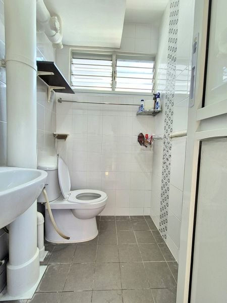 ANG MO KIO AVE 10 13