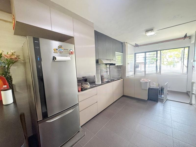 ANG MO KIO AVE 10 15