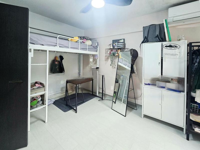 SERANGOON NTH AVE 1 7