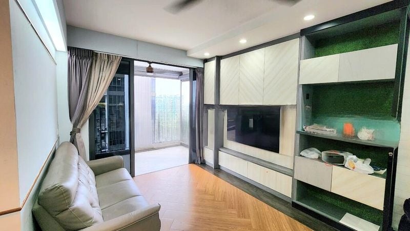 SIGNATURE AT YISHUN 11