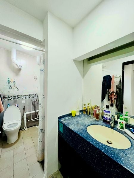 ANG MO KIO AVE 10 10