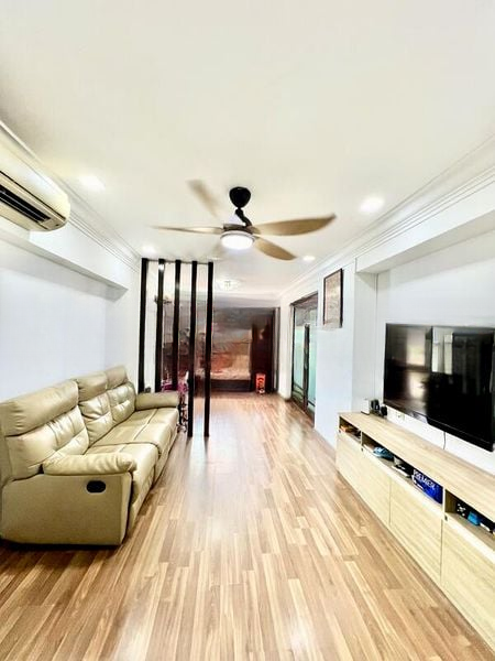 ANG MO KIO AVE 10 13