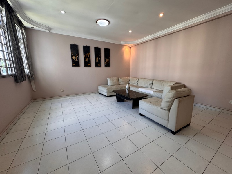 AZALEA PARK CONDOMINIUM 16