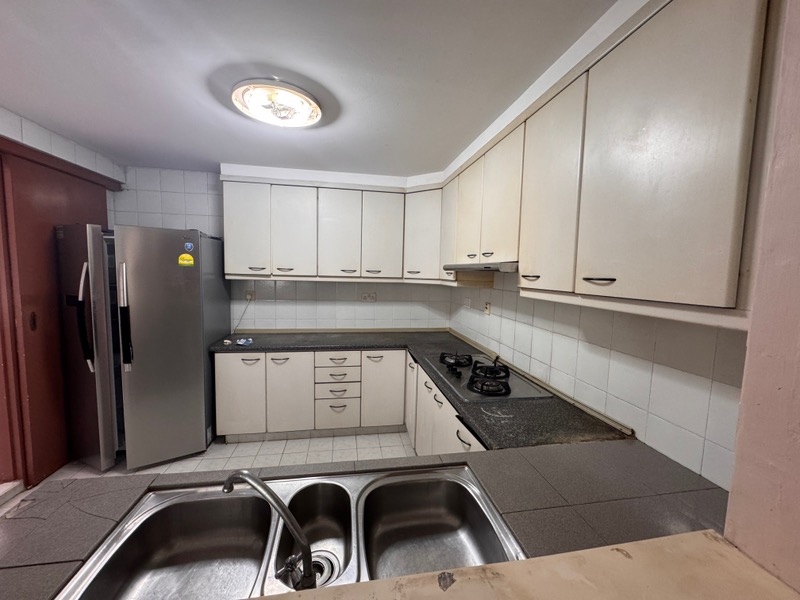 AZALEA PARK CONDOMINIUM 20