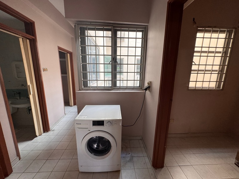 AZALEA PARK CONDOMINIUM 30