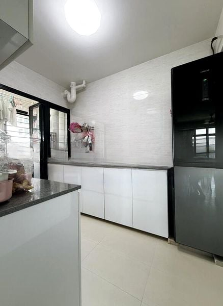 BUANGKOK CRES 6
