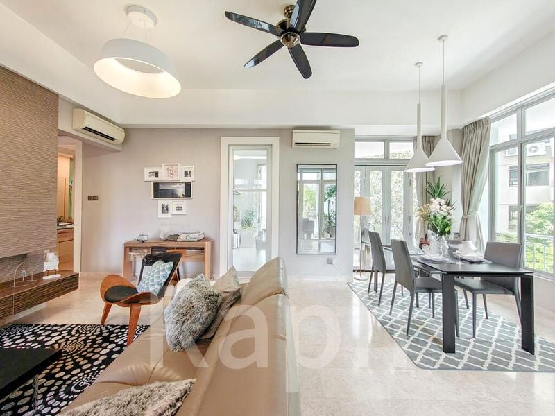 COASTLINE RESIDENCES 13