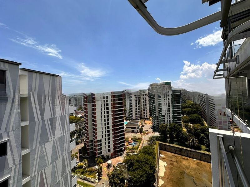 URBAN VISTA 10