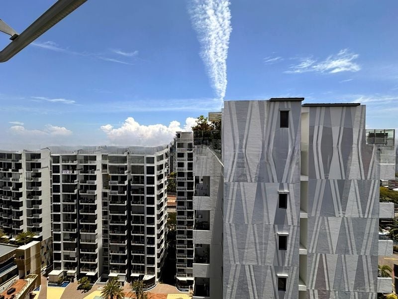URBAN VISTA 9