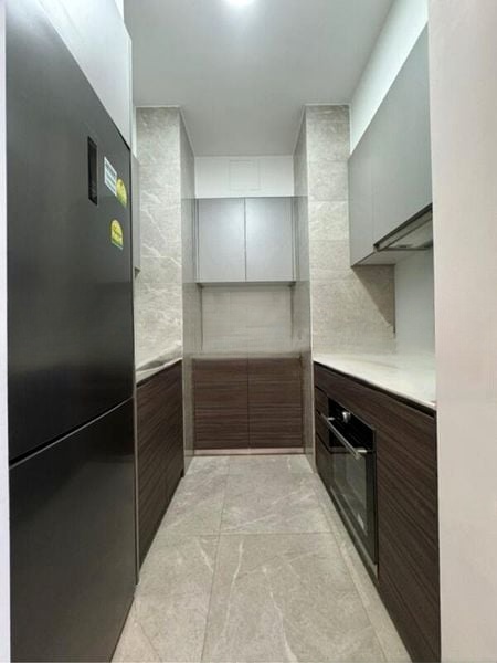 STIRLING RESIDENCES 5