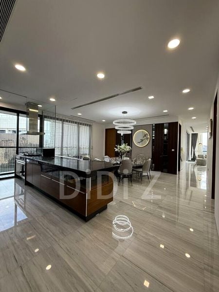 REIGNWOOD HAMILTON SCOTTS 8