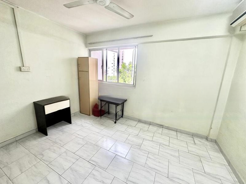 SERANGOON NTH AVE 1 9