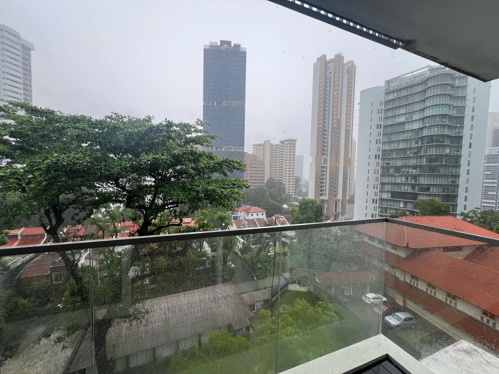 THE PEAK @ CAIRNHILL II 4