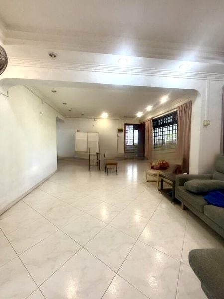 JURONG EAST ST 21 13