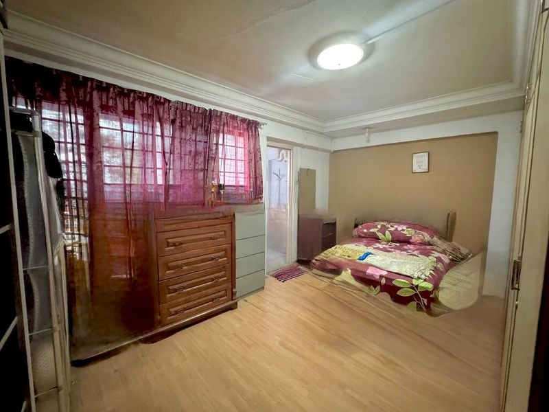 JURONG EAST ST 21 10