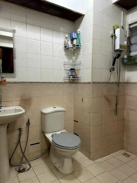 BT BATOK WEST AVE 5 6