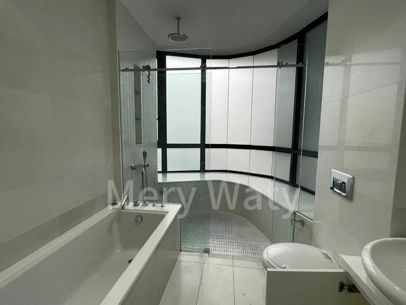 SKYLINE 360 @ SAINT THOMAS WALK 6