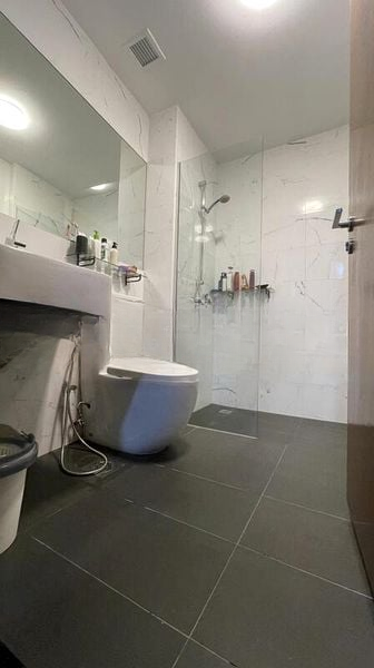 ROYCE RESIDENCES 4