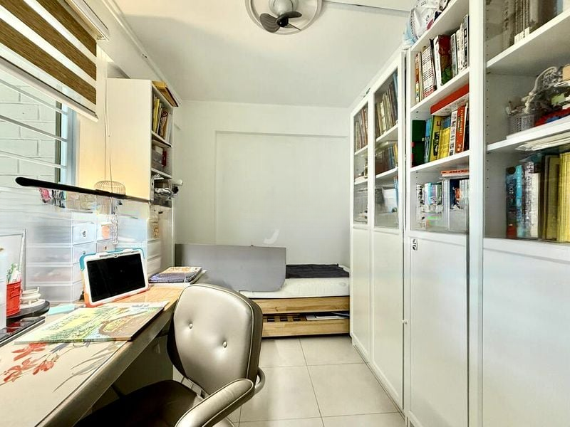 BEDOK RESERVOIR RD 7