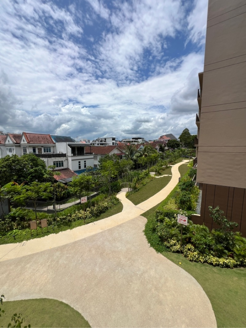 THE WATERGARDENS AT CANBERRA 2