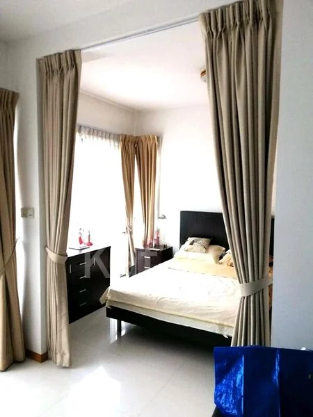 THE PIER AT ROBERTSON 11