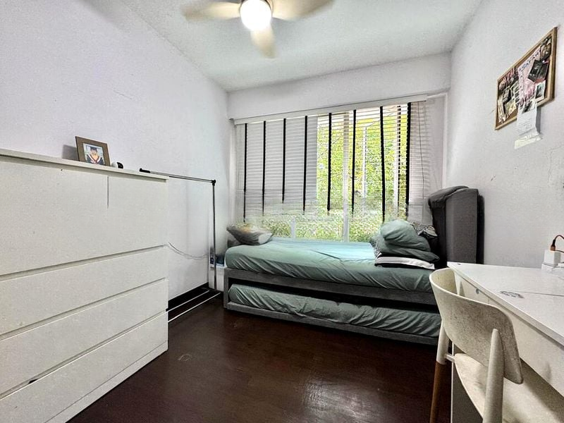 BT BATOK WEST AVE 6 4