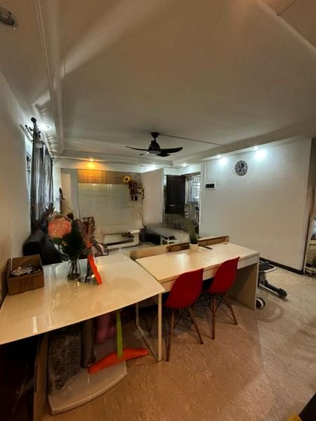 WELLINGTON CIRCLE 10