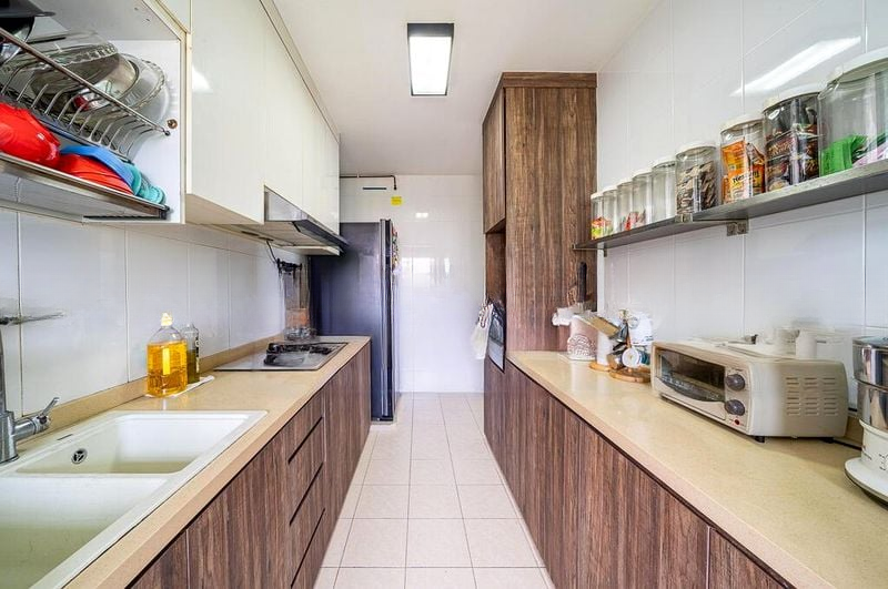 UPP SERANGOON CRES 4