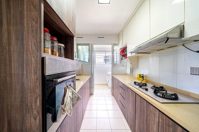 UPP SERANGOON CRES 5