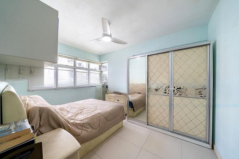 UPP SERANGOON CRES 12