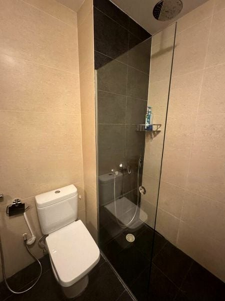 SUITES @ SIMS 1