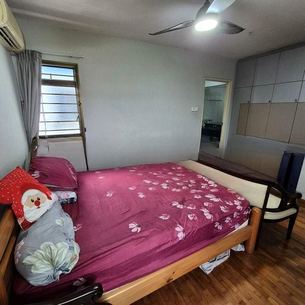 JURONG WEST ST 25 11