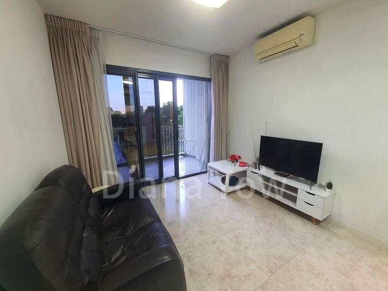 THE LAKEFRONT RESIDENCES 13