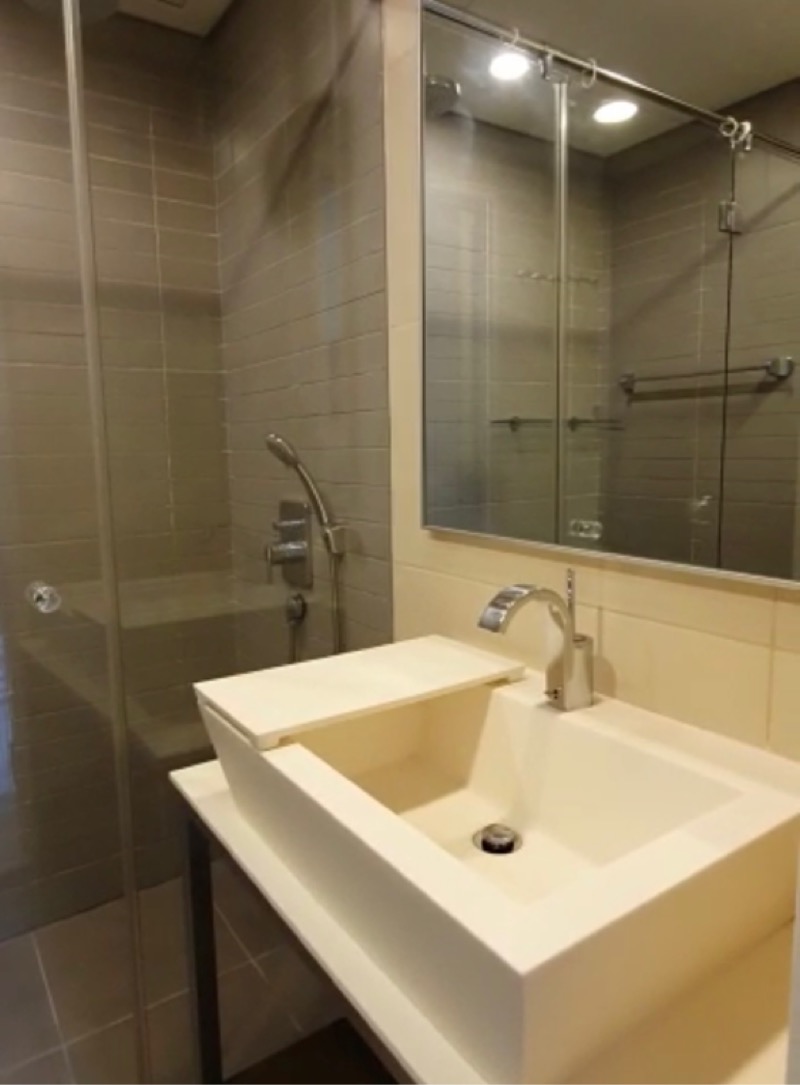 THE SAIL @ MARINA BAY 28