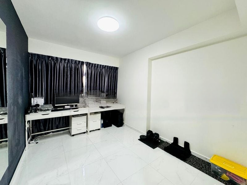 BT BATOK WEST AVE 8 2