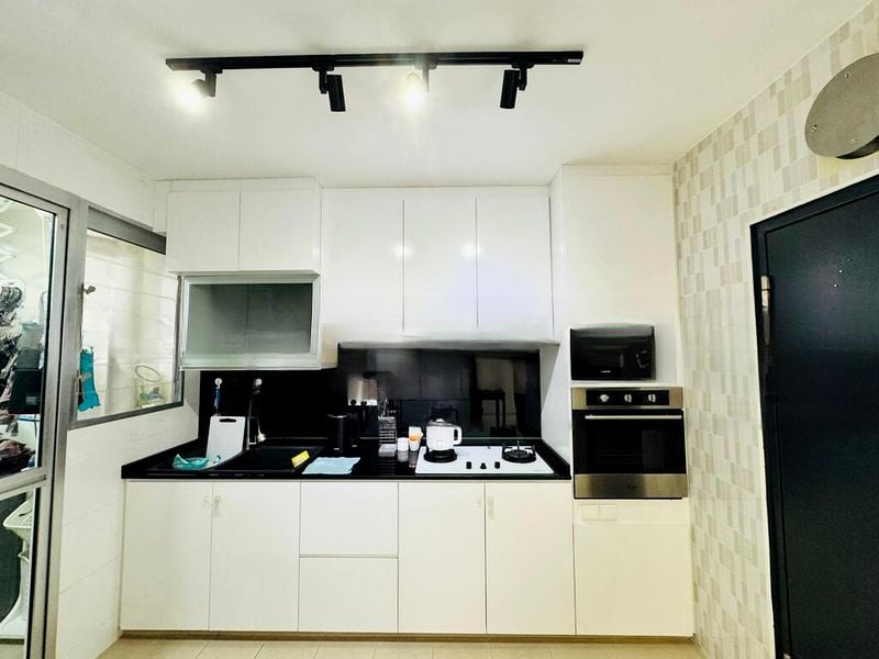 BT BATOK WEST AVE 8 6