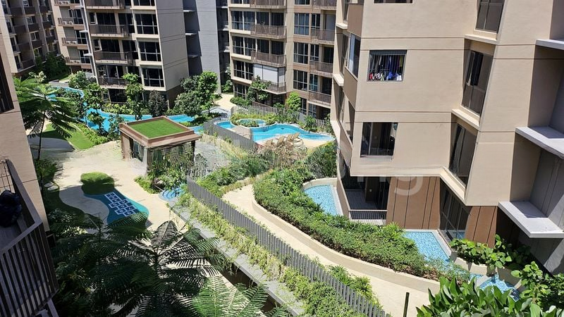 THE WATERGARDENS AT CANBERRA 2