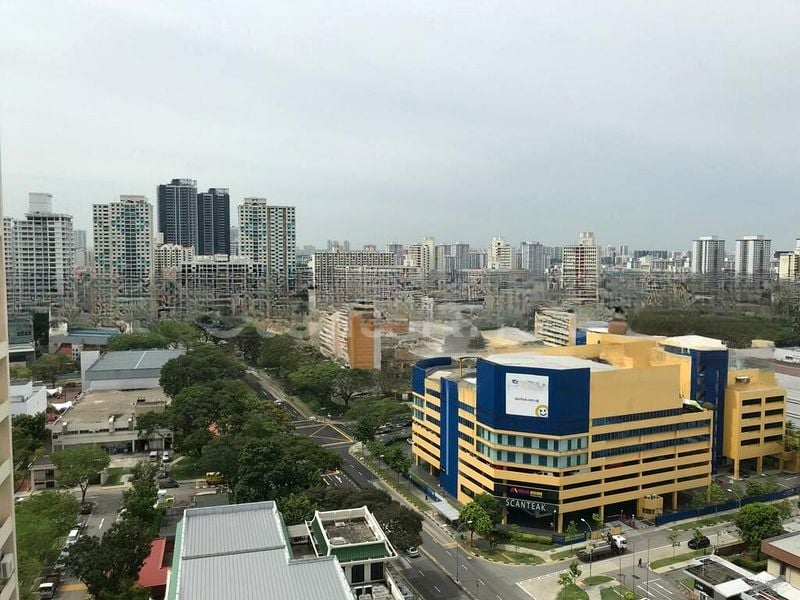 LOR 4 TOA PAYOH 6