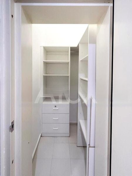 SUITES @ PAYA LEBAR 4