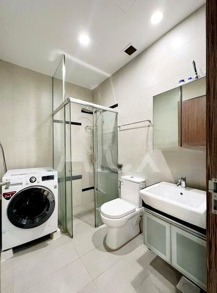 SUITES @ PAYA LEBAR 3