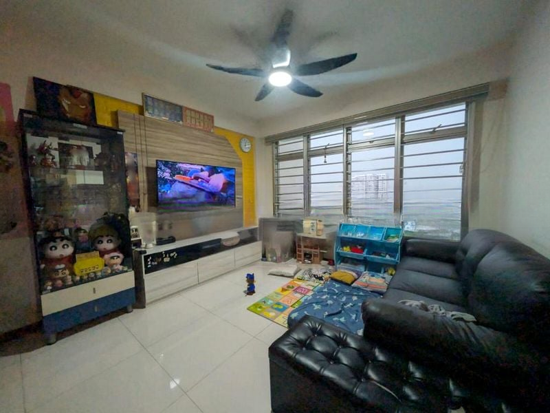 BT BATOK WEST AVE 8 4