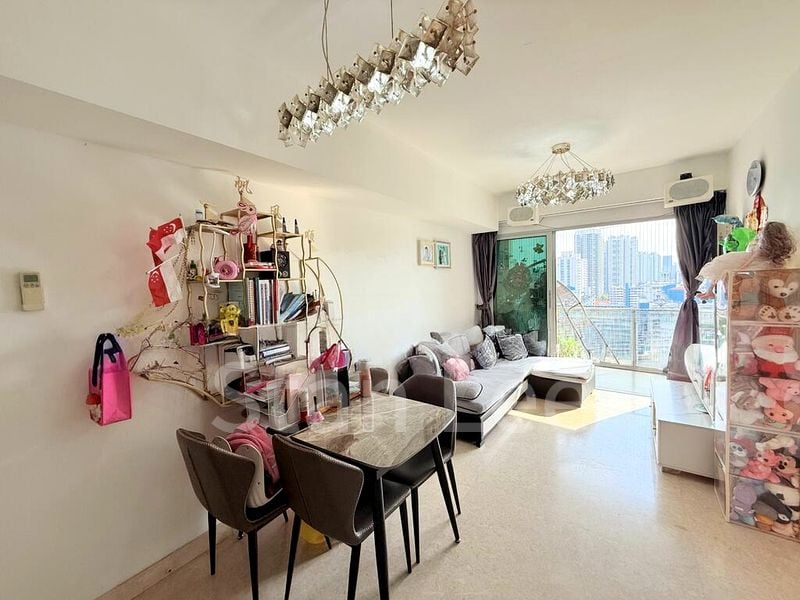 EIGHT RIVERSUITES 10