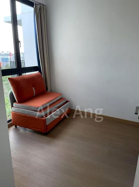 TREASURE AT TAMPINES 5