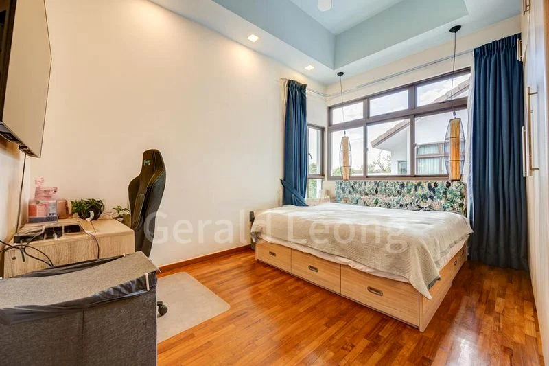 VARSITY PARK CONDOMINIUM 4