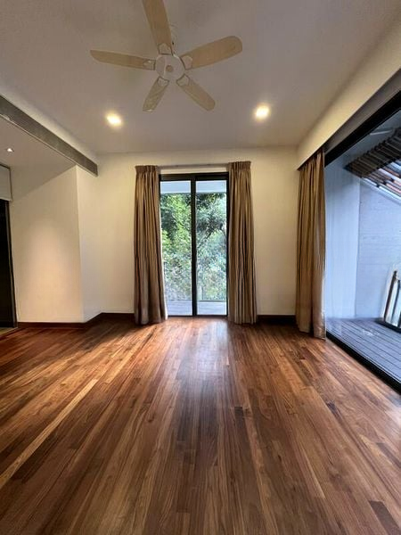 GOODWOOD RESIDENCE 8