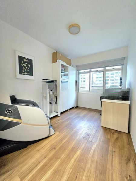 UPP SERANGOON CRES 6