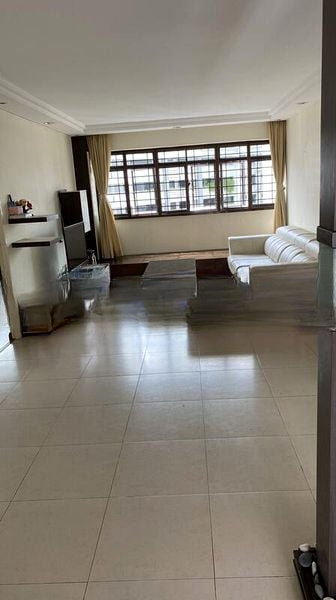 WELLINGTON CIRCLE 12